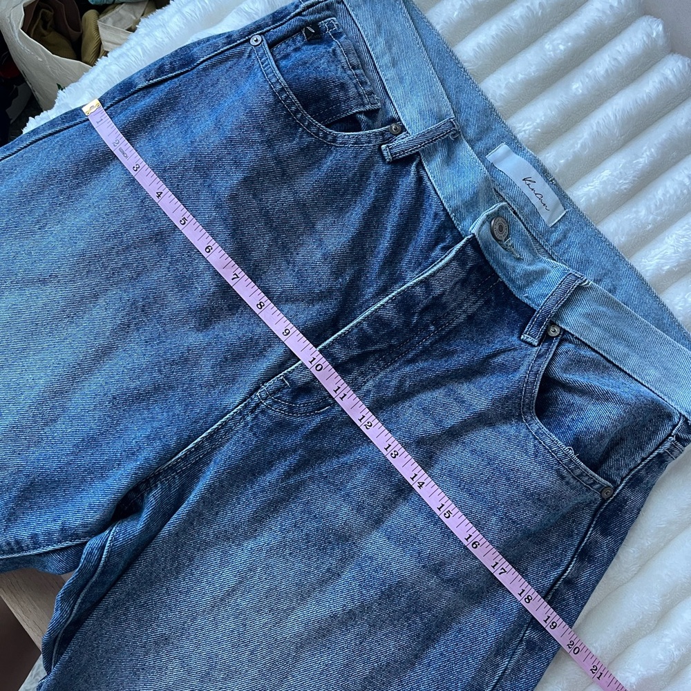 KanCan Blue Straight Leg Jeans with Striking Two-Tone Design - Picture 11 of 11
